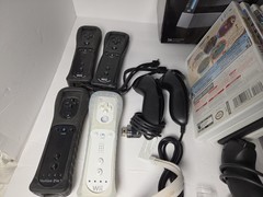 Nintendo Wii, Wii Sports, Resort And 4 Games, Black Console System Bundle