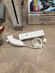 Nintendo Wii Bundle – Power, A/V Cables, & Sensor – 7 Games & Accesories