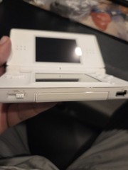 Nintendo DS Lite USG-001 JPN White Handheld Console Stylus & Cable