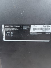 Microsoft Xbox One 1540 500GB Black Console w/ Wireless Controller Power Supply