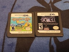 Nintendo DS Lite System, With Stylus, Charger, GBA Cover Metallic Rose w/ 2games