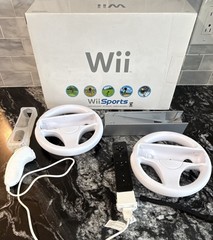 Nintendo Wii Motion Control Wii Sports box only w/ Remote, Nunchuk, Wheels WORKS