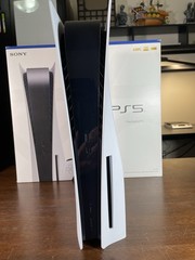 Sony PlayStation 5 PS5 825GB Disc Edition Console CFI-1015A CIB With Controller