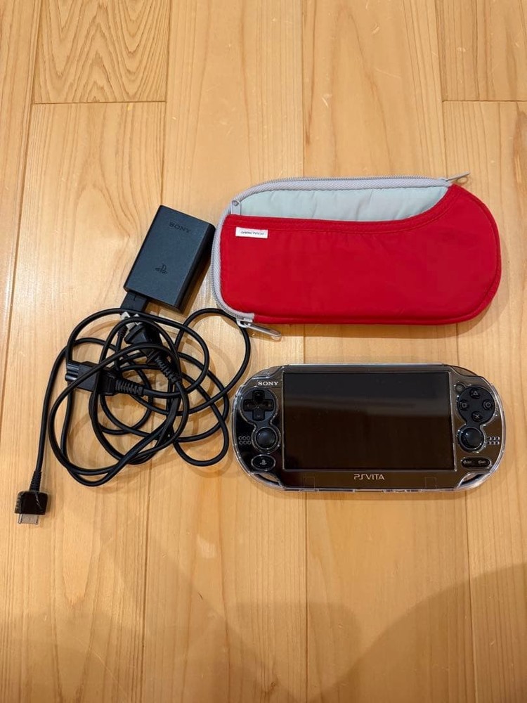 Sony PS Vita PCH-1000 Black Console Tested Working Japan Charger Case