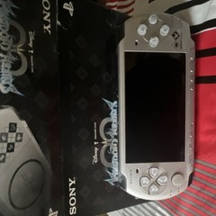 Sony PSP 3000 KINGDOM HEARTS EDITION Handheld with Game & Box