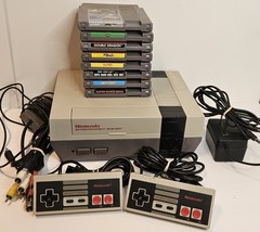 Nintendo NES-001 Console – Bundle With 8 Gsmes – 2 Controller – NEW PIN – TESTED
