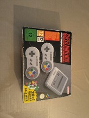 Super Nintendo Entertainment System SNES Classic Mini – PAL Edition 20+ 1 Games