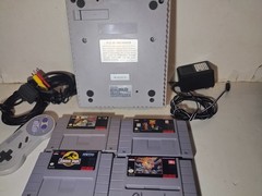 Super Nintendo Control Deck Console System w Games Tested