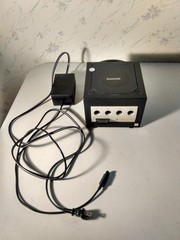 GameCube console and power cord only AS IS READ DESCRIPTION