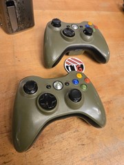Xbox 360 Call of Duty Modern Warfare 3 Limited Edition Console With 2 Controller