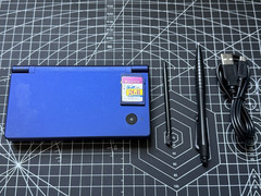Nintendo DSi Blue W/ 2GB SD Card – Run Eng Games 100% Tested *READ DESC