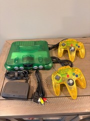 Nintendo 64 N64 Funtastic Jungle Green Console Reshell w/OEM PS, 2xController AV