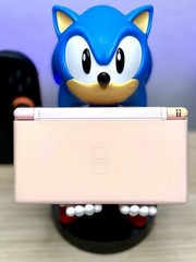Nintendo DS Lite (Pink) – For Parts or Repair