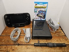 Nintendo Wii U Deluxe 32GB Handheld System Black w/ Nintendo Land