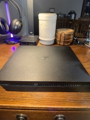 Sony PlayStation 4 Slim 500GB Black Console HDR 1080p HDMI Region Free￼