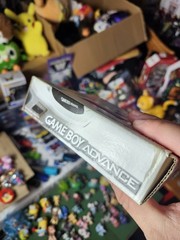 Nintendo Gameboy Advance GBA Artic White Handheld AGB-001 Complete in Box CIB