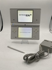 Nintendo DSi White Console Bundle w/ Charger & 16GB SD Card