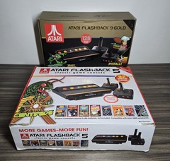 Atari Flashback 9 Gold Console with 120 Built-in Games + Flashback 5 (Read)