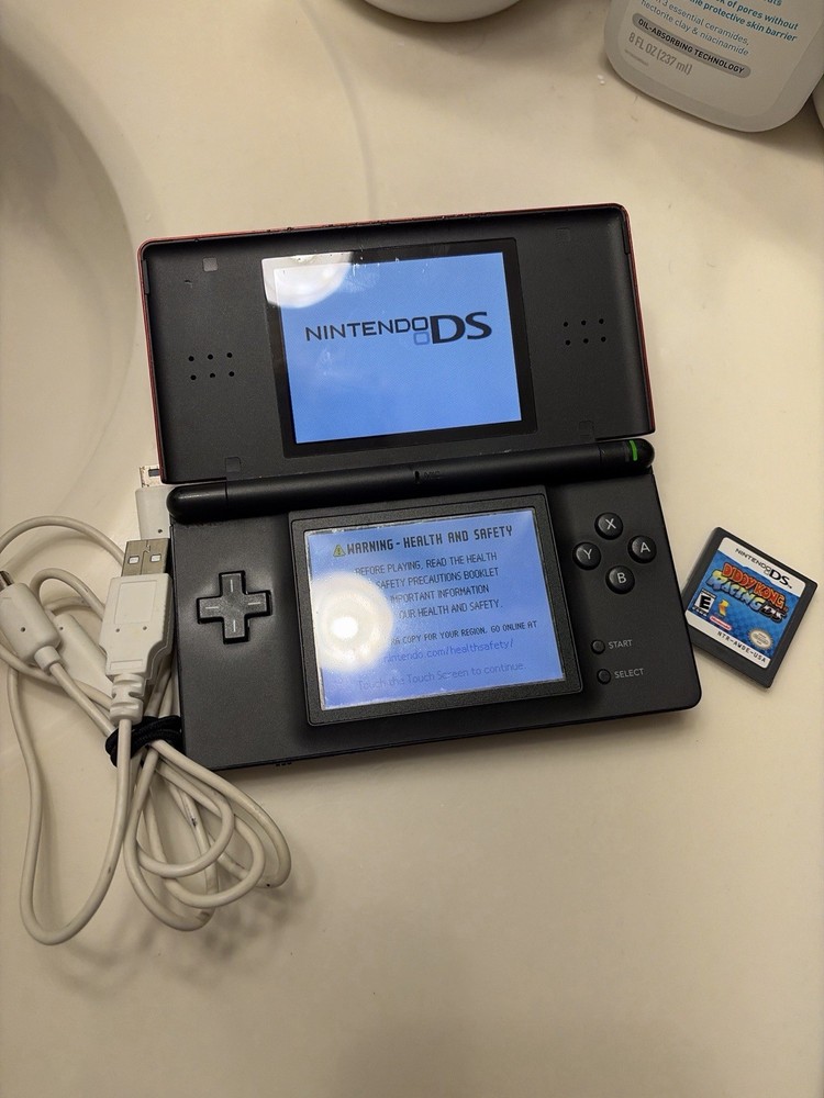 Nintendo DS Lite Crimson Handheld System – Red/Black