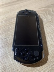 1160 PlayStation Portable PSP 3000 Piano Black Good TESTED