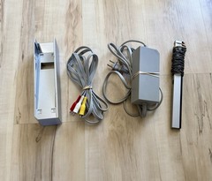 Nintendo Wii Mario Kart Bundle Console RVL-001 Controllers + 5-Games – Tested