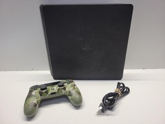 SONY PS4 SLIM W/ACC (P14027921)