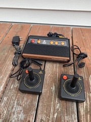 Atari Flashback 2 Console w/ Controllers And Wires Works Great Plug N Play Game