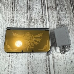 Nintendo 3DS XL The Legend of Zelda Hyrule Edition Console RED-001 Preloaded