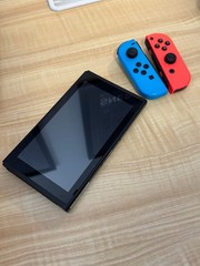 Nintendo Switch 32GB • Red/Blue • Dock/Pro Controller/Case • HAC-001(-01) (2019)