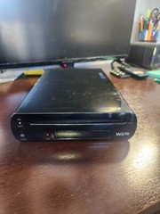 Nintendo Wii U Black 32 GB Deluxe Set + Just Dance 2014 & 2015 & 2.0 GB SD Card