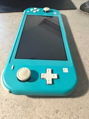 Nintendo Switch Lite – Turquoise (REGION FREE) COMES WITH CHARGER