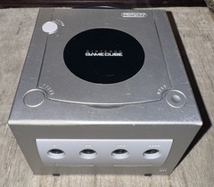 Nintendo GameCube Platinum Silver Console Only No Wires DOL-101 USA Tested/Works