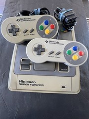 nintendo super famicom console: Mode SHVC-001 Tested And Working