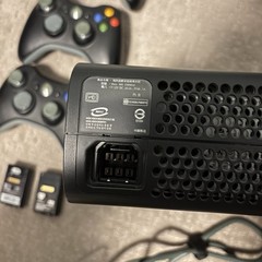 Xbox 360 Black 120gb HDD Console Bundle – 3 Controllers
