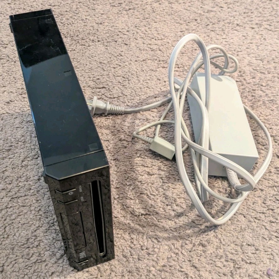 Ninetendo Wii RVL-101 USA Black Console & Power Cable TESTED & WORKS
