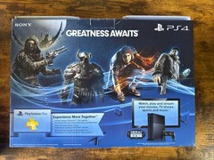 Sony PlayStation 4 The Last of Us Remastered 500GB Console Bundle W/6 Games