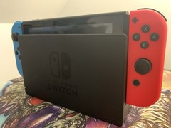Nintendo Switch 32GB Console + CASE + SD Card + Luigi’s Mansion 3! + Stand!