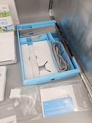 Nintendo Wii RVL-001 Console In Box W/ Wii Sports Tested Clean Retro Gaming