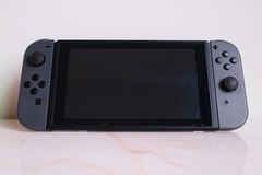 Nintendo Switch Console HAD-S-KAAH (JPN) Complete in Box + 3 Controllers Tested