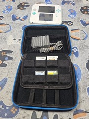 Nintendo 2DS White/Blue Console w/Charger, 4-Games,Case EXCELLENT