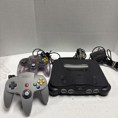 Nintendo 64 N64 NUS-001 USA Console With Controllers Cords Powers On
