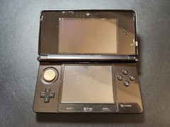 Nintendo 3DS (Original) Used | 4 Games + Charger | Cosmo Black | CTR-001 (USA)