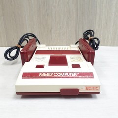 Japanese Original Famicom NES Console in box with 8 Games & Manual CIB 1983