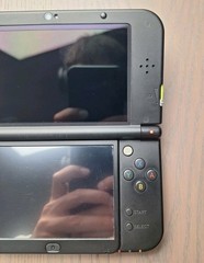 New Nintendo 3DS XL Lime Black | Charger + 32GB SD Card | Region Free