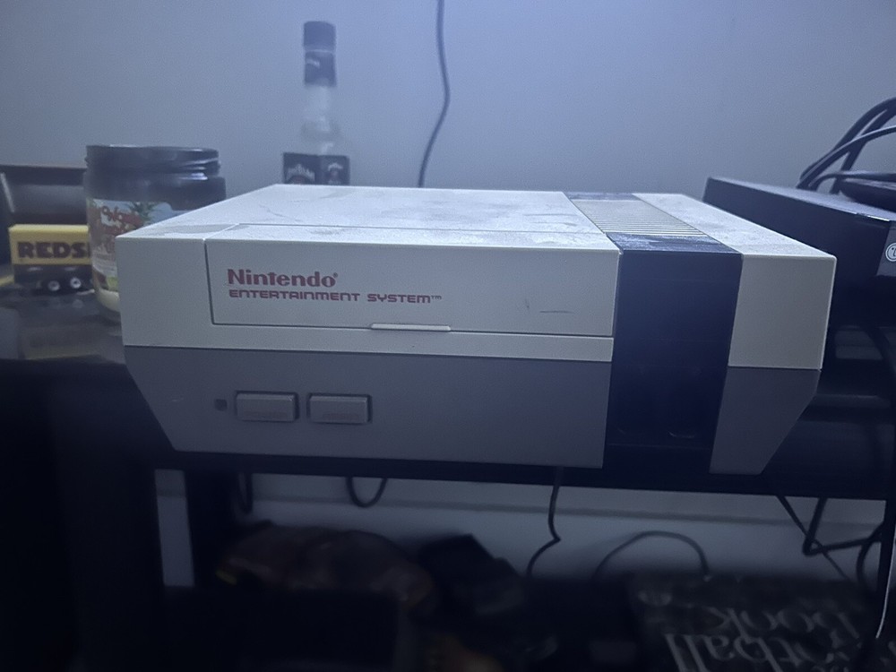 Nintendo NES Control Deck Home Console – Gray