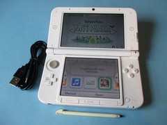 Nintendo 3DS XL White & Pink Handheld System w/Charger FREE Ship!