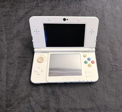 Nintendo 3DS 20th Anniversary Pokemon Red Blue Edition