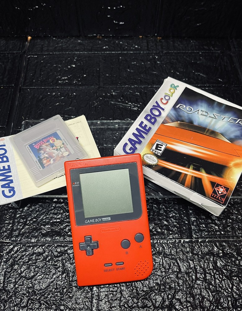 1996 Nintendo GameBoy Color (MGB-001JPN) Handheld System Console w/Games