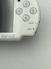 Sony PSP 2001 white Handheld Console FOR PARTS OR REPAIR (NO BATTERY) – Read