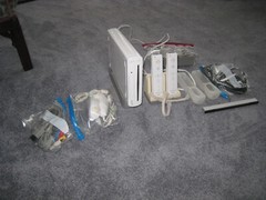 Works Nintendo Wii White Home Console and Accessories Model WUP001(02) No box